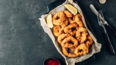 Η επιστήμη πίσω από τα τέλεια τηγανητά καλαμαράκια