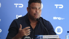 Ο Ρονάλντο απέσυρε την υποψηφιότητά του για πρόεδρος της ομοσπονδίας ποδοσφαίρου της Βραζιλίας