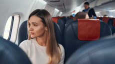 «Είναι θαύμα που είμαι ζωντανή»: Μια 33χρονη κόντεψε να πεθάνει μετά από 10ωρη πτήση – Τι της συνέβη