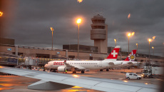 Το αεροδρόμιο της Ζυρίχης σταματά τις ανακοινώσεις στη γαλλική γλώσσα