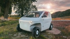 Στη Stellantis το έξυπνο σουηδικό microcar