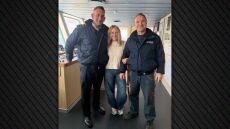 Η Κάιλι Μινόγκ επισκέφτηκε την Αίγινα - Δείτε φωτογραφίες