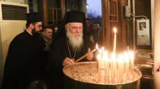 Αρχιεπίσκοπος Ιερώνυμος: Αποδοκιμάζει τους «σταυροφόρους» στις συγκεντρώσεις κατά θεατρικής παράστασης - «Αυτός δεν είναι ο λαός μας»