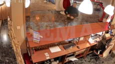 Αττική: Βίντεο ντοκουμέντα από τη δράση 37χρονου Αλβανού που απειλούσε με όπλο και λήστευε υπαλλήλους ξενοδοχείων