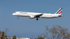 Αναγκαστική προσγείωση στη Βενετία για αεροπλάνο της Air France στο οποίο επέβαινε και ο Κασσελάκης