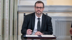 Τσάφος στη Βουλή: Η ανάρτησή μου για τα κατεχόμενα ήταν σοβαρό λάθος και την έχω σβήσει