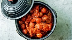 Όλα τα μυστικά για άψογο λαγό στιφάδο