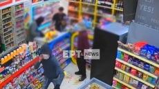 Ληστεία σε μίνι μάρκετ στη Θεσσαλονίκη - Μπήκαν με ρόπαλο και πριόνι και πήραν χρήματα και ηλεκτρονικά τσιγάρα