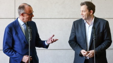 Κυρώσεις για κράτη - μέλη που παραβιάζουν θεμελιώδεις αρχές της ΕΕ θα ζητήσουν CDU και SPD