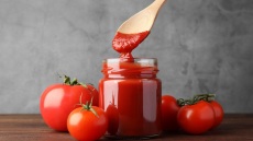 Σάλτσα ντομάτας στο ράφι - Η ιδανική για κάθε συνταγή