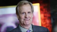 Τζεφ Ντάνιελς: Ο ρόλος του στην ταινία «Ο ηλίθιος και ο πανηλίθιος» ανέστησε την καριέρα του στην υποκριτική - «Έκανε τον κόσμο να γελάει»