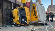 Φορτηγό έπεσε πάνω σε πεζούς στη Βοστώνη - Τουλάχιστον τρεις τραυματίες