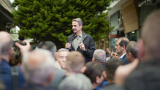 Ο Μητσοτάκης ξεκινά εξορμήσεις και επιχειρεί να «κλείσει μέτωπα» - Τι συζητούν οι βουλευτές ενόψει Κοινοβουλευτικής Ομάδας