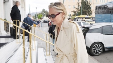 Η Σάρον Στόουν στο ξενοδοχείο Μεγάλη Βρεταννία - Δείτε φωτογραφίες