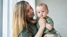 Καλύτερη υγειονομική περίθαλψη για εγκύους και νέες μητέρες ζητά ο ΠΙΣ