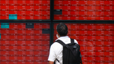 Οι δασμοί Τραμπ φέρνουν βαριές απώλειες στο Τόκιο, αναταραχή στις διεθνείς αγορές