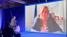 Ζήσαμε να το δούμε κι αυτό - Η Λεπέν... επικαλείται τον Μάρτιν Λούθερ Κινγκ: «Θα αγωνιστούμε ειρηνικά όπως εκείνος»