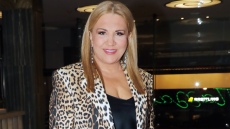 Η Δέσποινα Μοιραράκη έδειξε το μονόπετρο που της είχε κάνει πρόταση γάμου ο εκλιπών σύζυγός της 