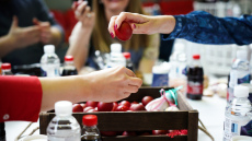 Εορταστικό ωράριο Πάσχα 2025: Ανοιχτά καταστήματα και σούπερ μάρκετ την Κυριακή των Βαΐων