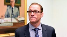 Ζαν Κλοντ Βαν Νταμ: H απάντηση στις κατηγορίες ότι είχε σεξουαλικές σχέσεις με θύματα trafficking από τη Ρουμανία