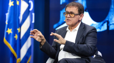 Νουριέλ Ρουμπινί: Οι δασμοί στην Ευρώπη θα είναι 10%, δεν θα καταστραφεί η οικονομία