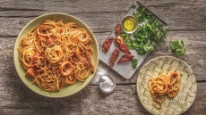 Φέρνουμε τα χρώματα της άνοιξης στο νηστίσιμο τραπέζι