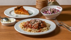 Διονυσάκης: Το μοναδικό εστιατόριο στην Αθήνα με παραδοσιακή ζακυνθινή κουζίνα