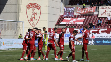 Έκρυψε τη μπάλα στη φιέστα ανόδου η ΑΕΛ, 5-0 τον ΠΑΣ Γιάννινα - Δείτε τα γκολ 