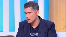 Δημήτρης Ουγγαρέζος για τη μητέρα του που έχει φύγει από τη ζωή: Πηγαίνω στη θυρίδα που έχω τα πράγματά της και τη μυρίζω