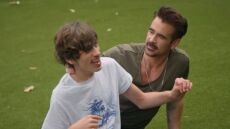 Ο Κόλιν Φάρελ εξηγεί τον λόγο που θέλει να βάλει σε δομή φροντίδας τον 21χρονο γιο του που έχει σύνδρομο Angelman