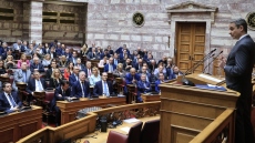 Οι αναγκαίες 151 ψήφοι για την παραπομπή Καραμανλή σε προανακριτική και τα σενάρια «γαλάζιων» διαρροών στην κάλπη