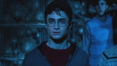 Οι εκδόσεις Ψυχογιός τρολάρουν το βιβλίο Τσίπρα με... Χάρι Πότερ: Αν με 33.000 αντίτυπα έχεις διατελέσει πρωθυπουργός, με 1.500.000 λογικά ρίχνεις κυβέρνηση