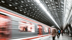 Speed: Η ζωή μας, ένα ατέλειωτο κυνήγι του χρόνου - Εργασία fast forward, ρούχα μιας χρήσης και σχέσεις... fast food