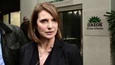 Νέες φουρτούνες και κύκλος εσωστρέφειας στο ΠΑΣΟΚ μετά και τη διαγραφή Μπατζελή