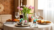 Value for Easter: Αυτό το Πάσχα ψωνίζουμε και κερδίζουμε με προσφορές και εκπτώσεις