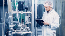 Αναστάτωση στην Ευρώπη από την επιβολή δασμών στα φάρμακα – Πώς ο Τραμπ επιχειρεί να μειώσει τις τιμές εντός ΗΠΑ