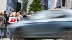 Σερβία: Φοιτητές διέκοψαν την κανονική ροή του προγράμματος της δημόσιας τηλεόρασης