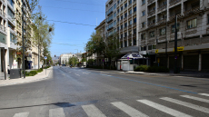 Άδεια η Αθήνα μετά τη μεγάλη έξοδο για το Πάσχα - Δείτε φωτογραφίες