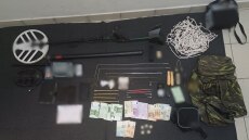 Χειροπέδες σε τέσσερα άτομα στο Καρπενήσι που έψαχναν για αρχαία