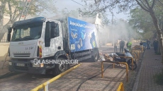 Χανιά: Απορριμματοφόρο ανακύκλωσης έπιασε φωτιά στο κέντρο της πόλης, δείτε βίντεο