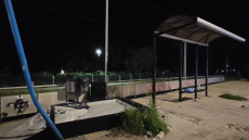 Ατύχημα στην παραλιακή: SUV έπεσε σε στάση λεωφορείου στον Φλοίσβο, δείτε βίντεο