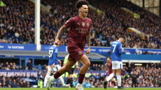 Premier League: Η Σίτι νίκησε 2-0 εκτός έδρας την Έβερτον και... βλέπει Champions League