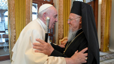 Το σπάνιο κοινό Πάσχα ενώνει Ορθόδοξους και Καθολικούς πριν τους ξαναχωρίσει το ημερολόγιο