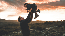 «Θα βρούμε μπαμπά στην πορεία» - Η αγορά σπέρματος και πώς βρίσκεις πατέρα αφού γεννήσεις