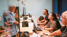 Πώς οι πολίτες θα αξιολογούν το Δημόσιο - Υλοποιείται η νέα πλατφόρμα, πότε παρουσιάζεται