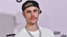 Τζάστιν Μπίμπερ: Ανησυχία μετά την εμφάνισή του στο Coachella - Το βίντεο στο TikTok που τον δείχνει να κάνει χρήση κάνναβης 