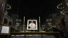 «Θέλω να ταφώ στο χώμα, σε απλό τάφο» - Η διαθήκη του Πάπα Φραγκίσκου και οι τελευταίες επιθυμίες του για την κηδεία