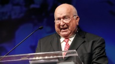 Πέθανε ο Hall of Famer παλαίμαχος διαιτητής μπάσκετ Κώστας Δήμου