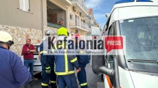 Διασωληνώθηκε παιδί μετά από φωτιά σε σπίτι στο Αργοστόλι - Στο νοσοκομείο η μητέρα και το αδερφάκι του