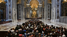 Πάνω από 20.000 πιστοί στο Βατικανό για τον Πάπα - Κάλυψη από 2.000 δημοσιογράφους – Δείτε live εικόνα